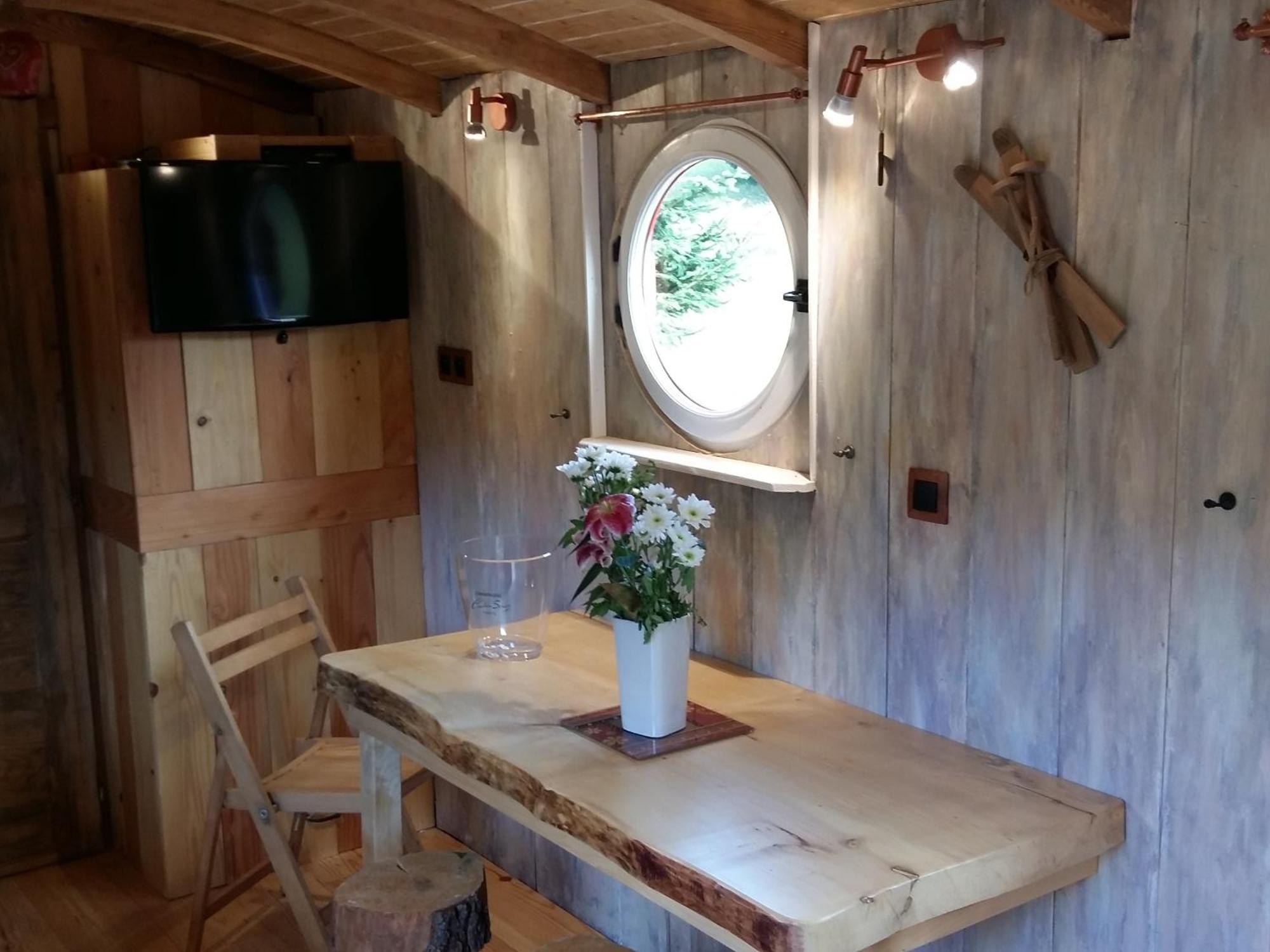 Roulotte Du Pere Noel Villa Ban-sur-Meurthe-Clefcy Kültér fotó
